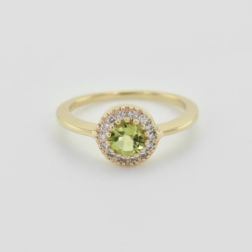 Verlobungsring mit Olivin und Diamanten Tafne