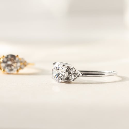 Verlobungsring mit Diamanten Agathe