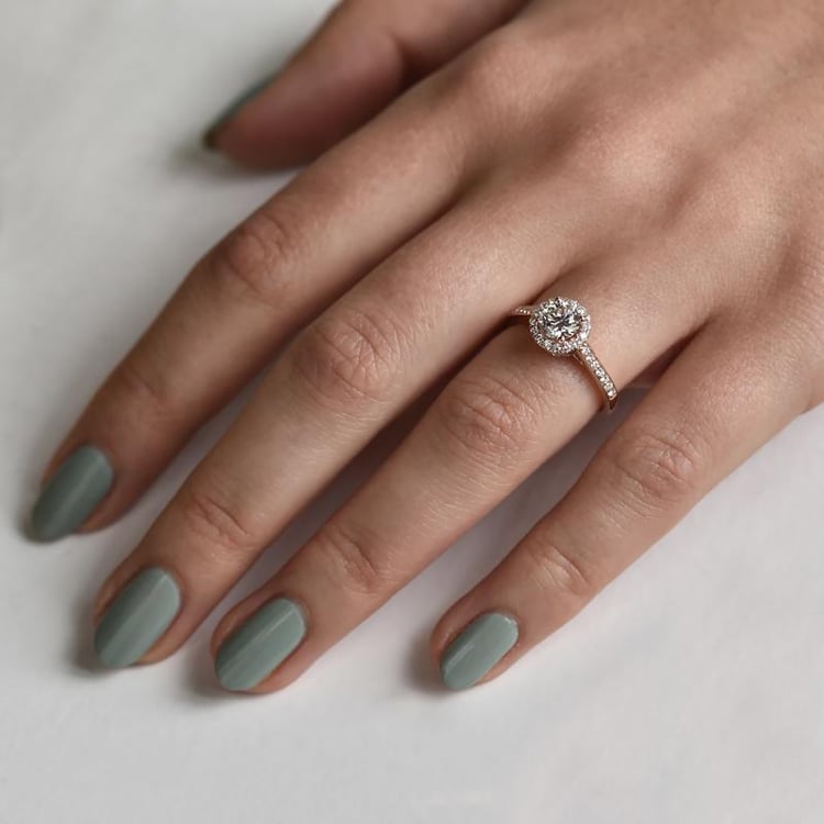 Goldring mit Moissanit und einem Meer von lab-grown Diamanten Adhafera 42994