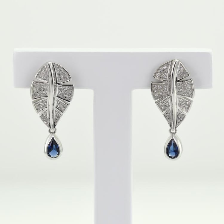 Silberne Ohrringe in Blätterform Eleanora 50026
