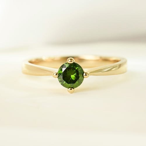 Verlobungsring mit grünem Diamant Mahiya