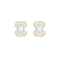 Minimalistische goldene Ohrstecker mit Diamanten in Emerald-Form Agata