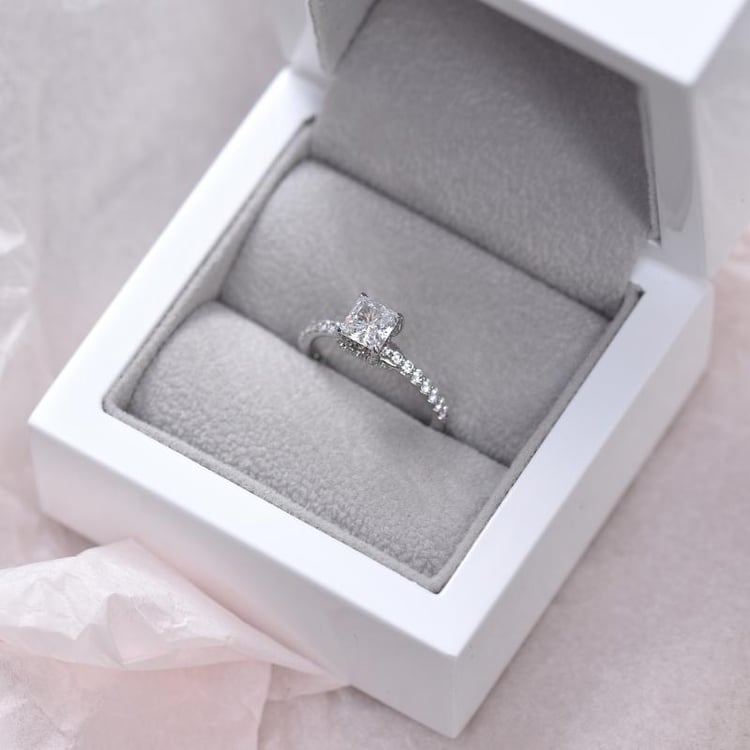 Diamantring aus Gold 49604