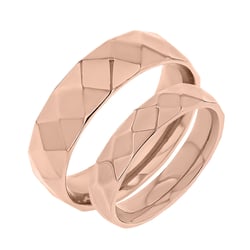 Design Eheringe aus Gold mit Muster Becy