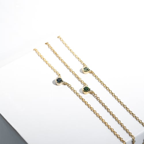 Minimalistische Kette mit einem Londoner Topas Glosie