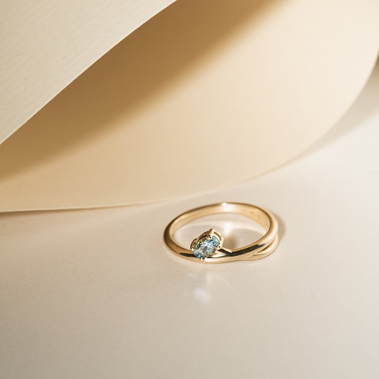 Ring mit einem ovalen Aquamarin Emeli 119829