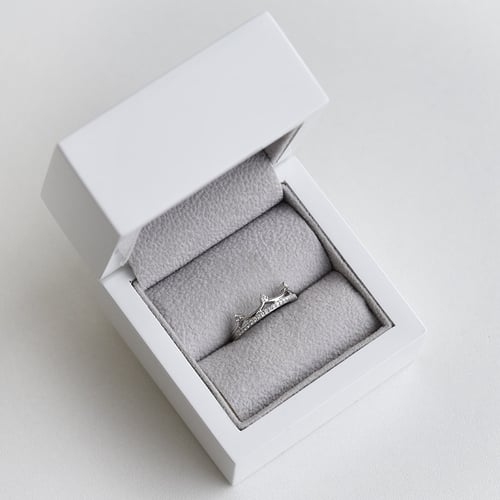Goldring in Form einer Krone Hudde
