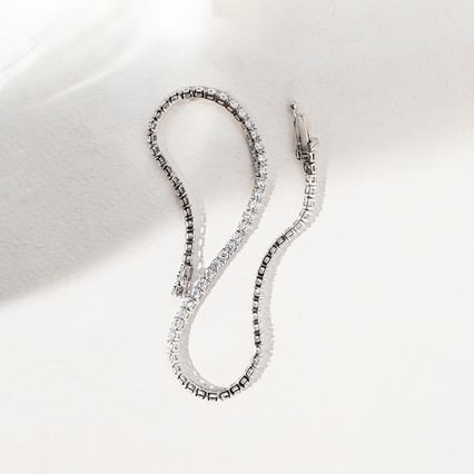 Goldenes Tennisarmband mit Diamanten Betz