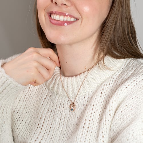 Silberner Anhänger Mutter und Kind mit blauen Topas und Diamant Ella