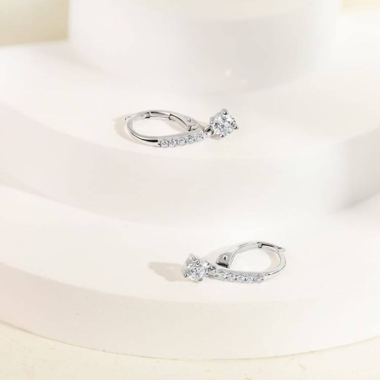 Silberne Hängeohrringe mit natürlichen Diamanten 158808