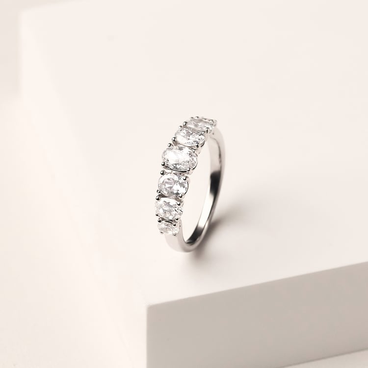 Goldring mit ovalen Lab Grown Diamanten Rasel 165483