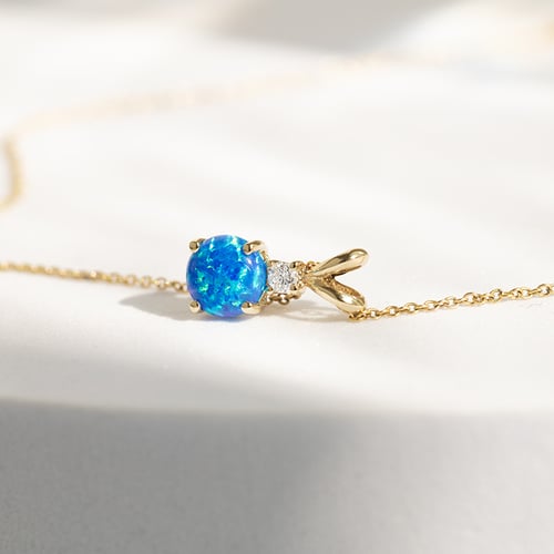 Anhänger mit blauen Opal und Diamant Emolyna