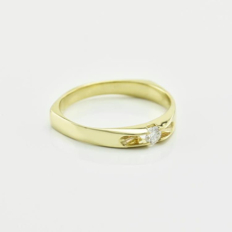 Ring mit Diamant 18310