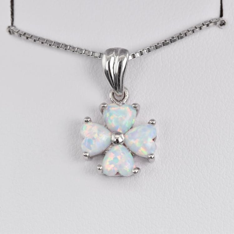 Silberanhänger mit Opalen als vierblättriges Kleeblatt Obelia 13627