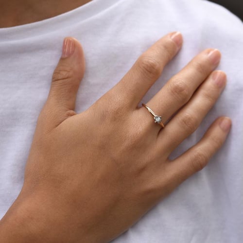 Solitär-Ring mit einem Lab Grown Diamanten Leandra