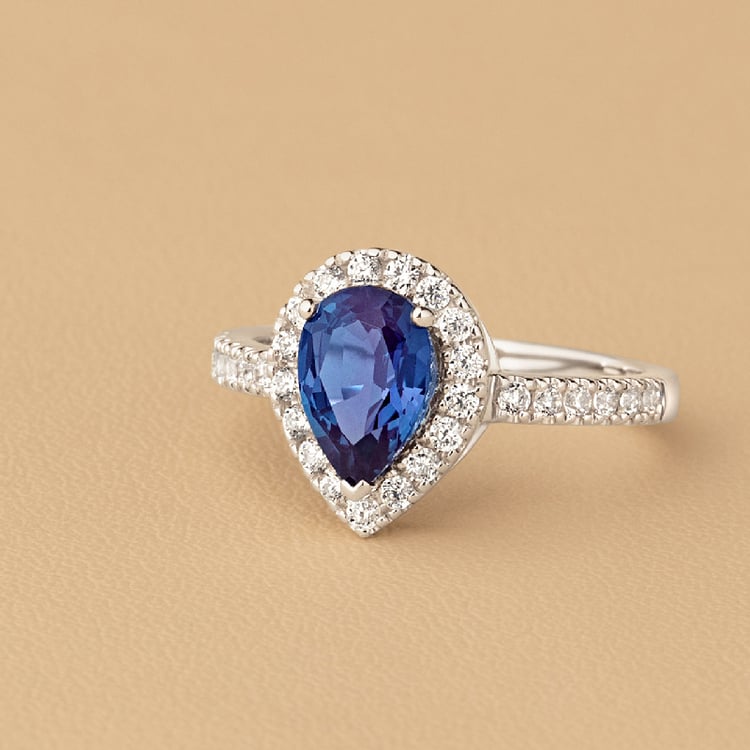 Goldener Ring mit Lab Grown Alexandrit in Tropfenform und Diamanten Mason 136573