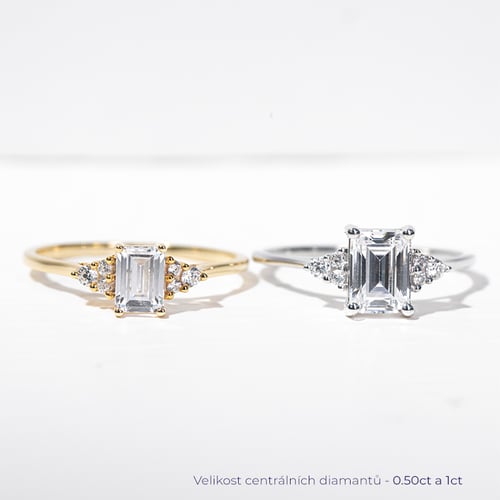 Verlobungsring mit einem Diamanten in Emerald Form Miha