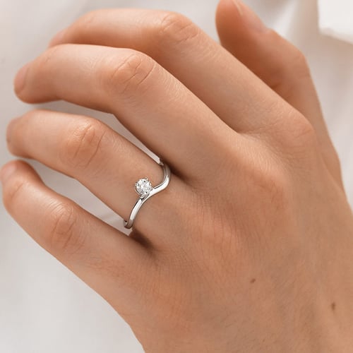 Verlobungsring mit einem Lab Grown Diamanten Lyra