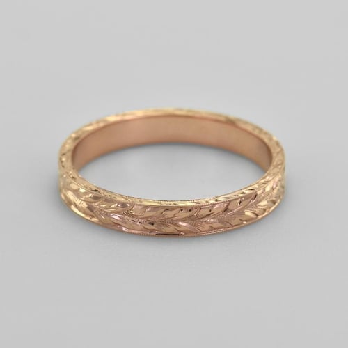 Romantische Vintage-Eheringe aus Gold mit Gravur Hannu