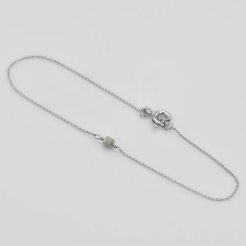Goldenes Armband mit kubischem Diamant Memore