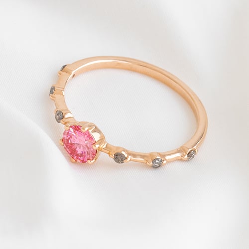Verlobungsring mit zertifiziertem Fancy Pink Lab Grown Diamanten Imelda