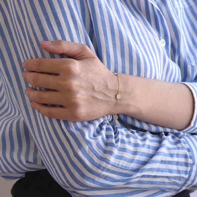 Zartes goldenes Armband mit Sonnen Alair 67713
