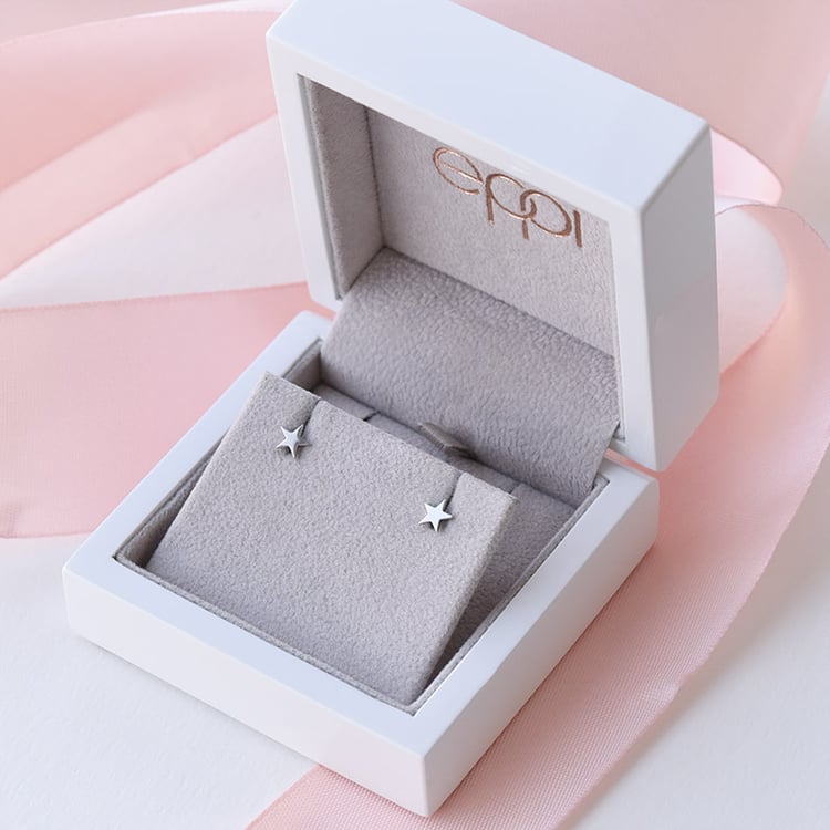 Goldene Ohrringe mit Schraubverschluss als Stern Maya 89193