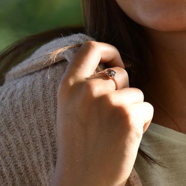 Goldener Ring mit Diamant im Rosenschliff Vertius 34525