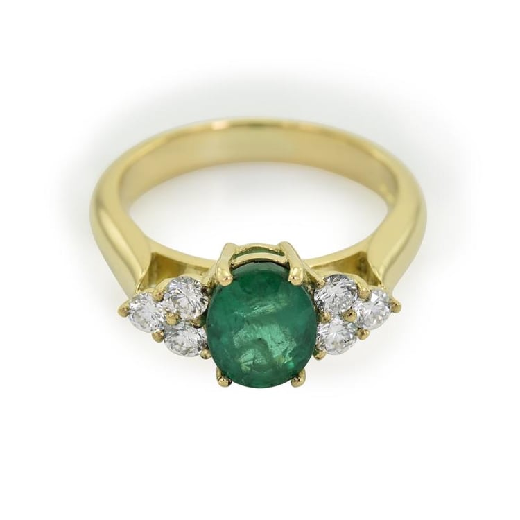 Ring aus Gold mit Smaragd 29477