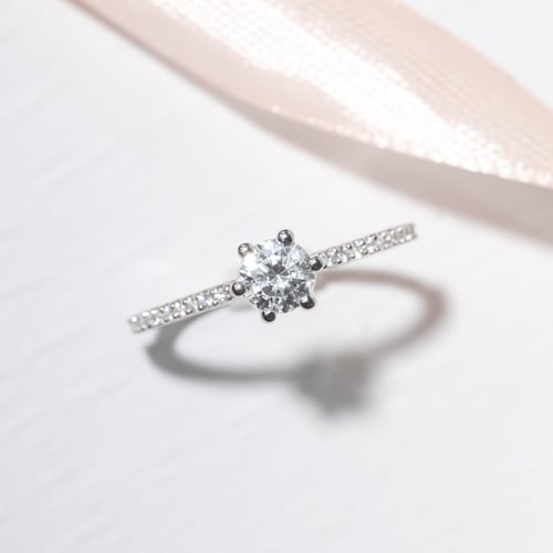 Verlobungsring mit Lab Grown Diamanten Cynthia