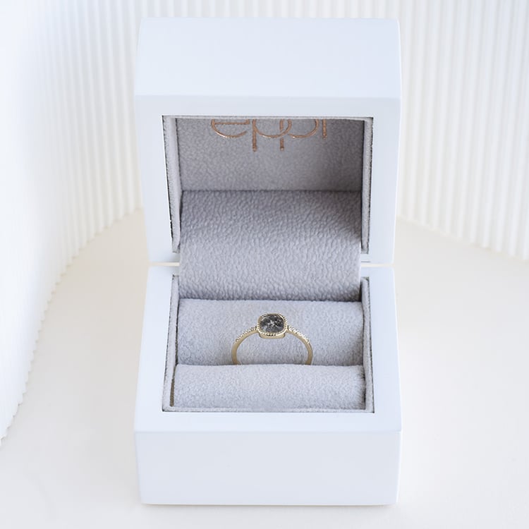 Ring mit Emerald Salt and Pepper Diamanten und Lab Grown Diamanten Adaline 96415