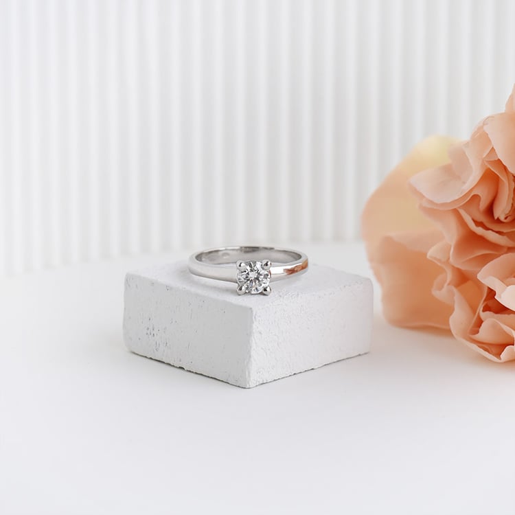 Verlobungsring mit 0.30ct Lab Grown IGI-zertifiziertem Diamanten Tien 94406