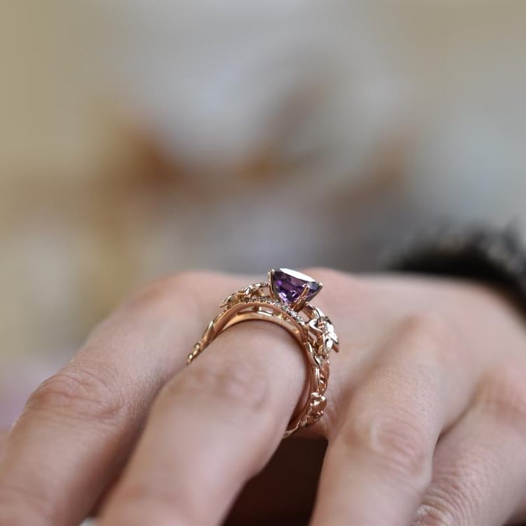 Goldener Rting mit Amethyst und Diamanten Dinis 27622