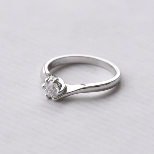 Verlobungsring mit Diamant Hetal