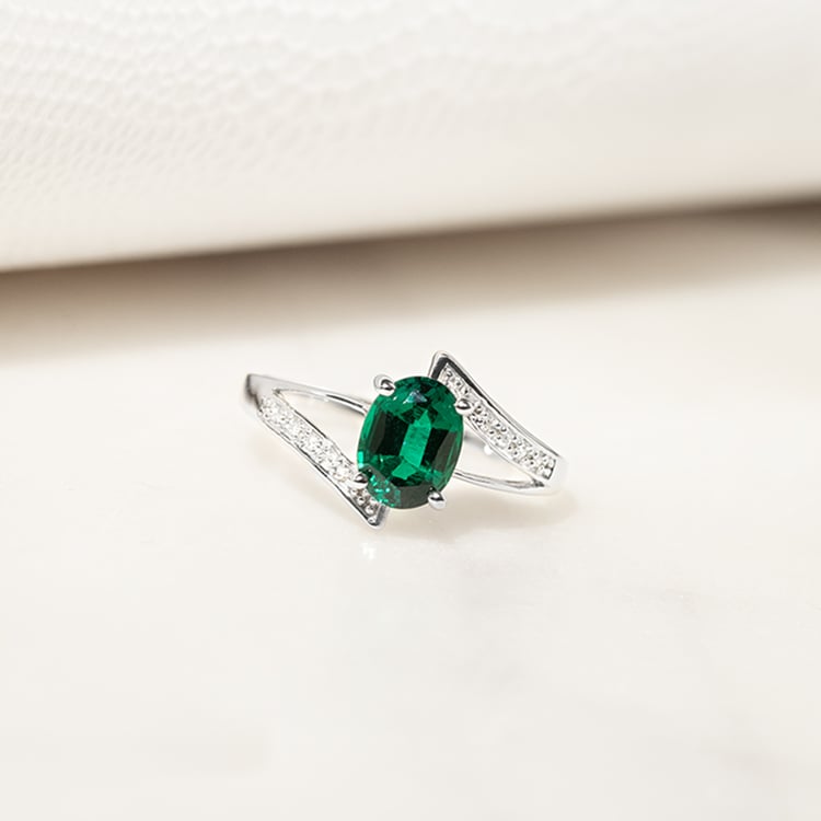 Goldring mit Smaragd und Diamanten Keaton 132496