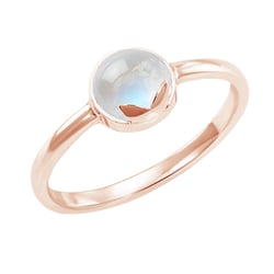Goldener Ring mit Cabochon Mondstein Yana