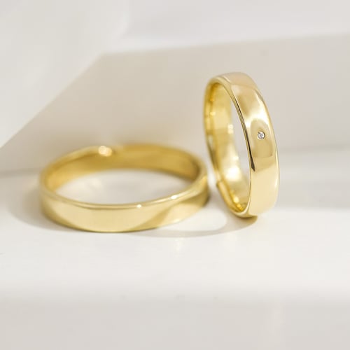 Schlichte Trauringe mit Diamant-Damenring Stanista