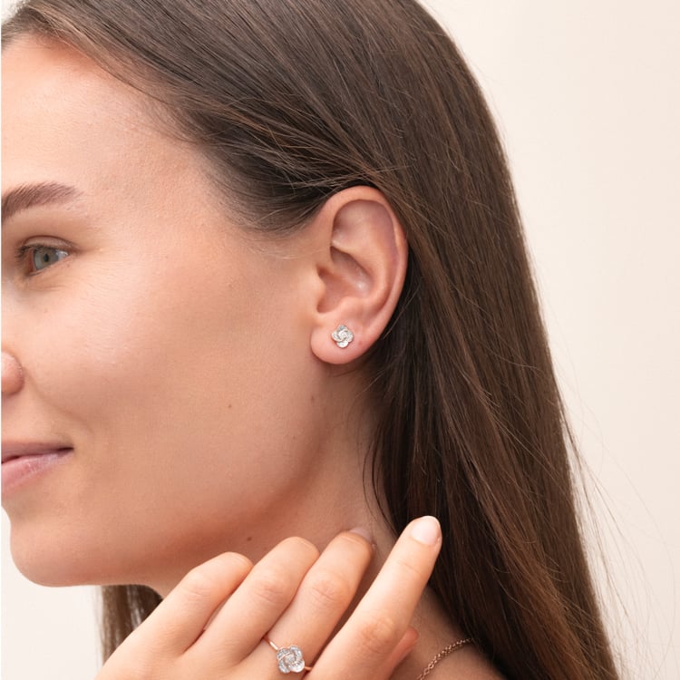 Goldkollektion mit Diamantschmuck in Blumenform Aster 142378