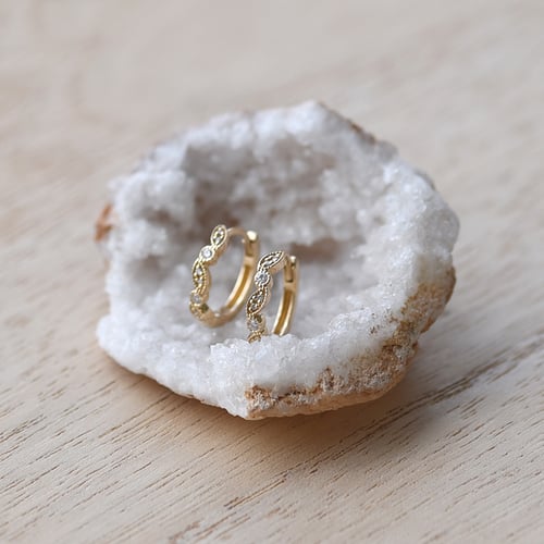 Silberne Ohrreifen mit Lab Grown Diamanten Veeti