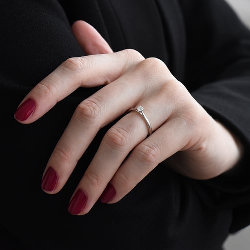 Ring mit Lab Grown Diamant und Auswahl des Karatgewichts Glynn