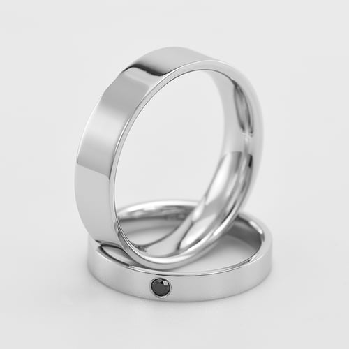 Trauringe aus Platin mit schwarzem Diamant Bren