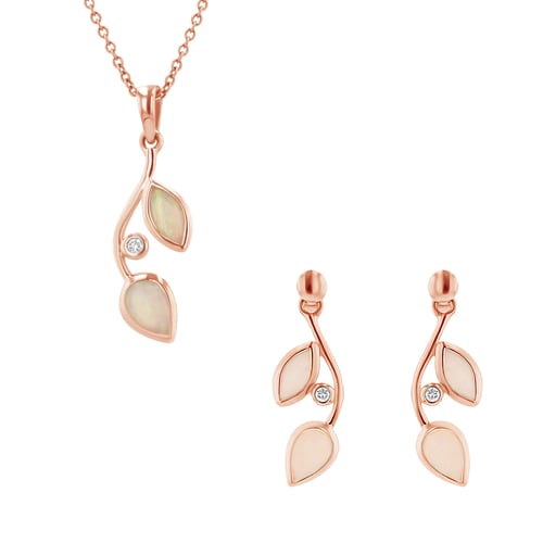Set aus Schmuck in Blattform mit Opalen und Diamanten Petal