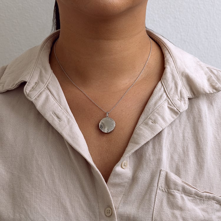 Silbernes Medaillon zum Öffnen 129366