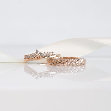 Eternity-Ring mit diamantenen Blättern Aizah