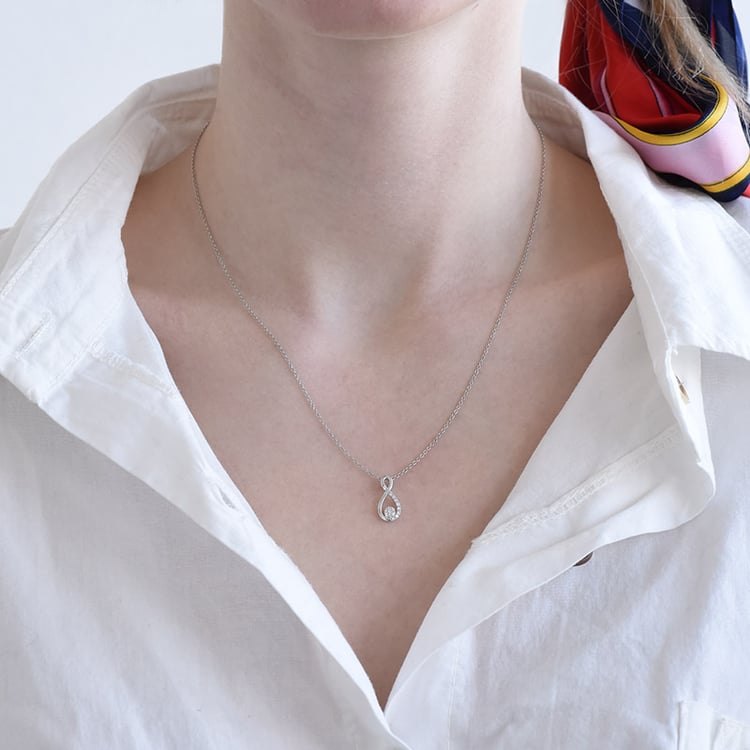 Goldenes Schmuckset mit Lab Grown Diamanten Naomi 96181