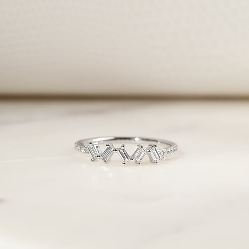 Ring mit Lab Grown Baguette-Diamanten Kayleah