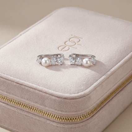 Perlenohrringe aus Silber und Zirkonia Karmin