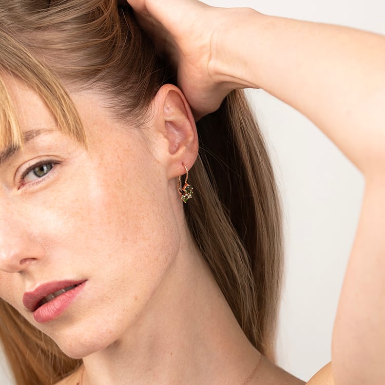 Cluster Ohrringe mit Moldaviten, Saphiren und Diamanten Gita 146947