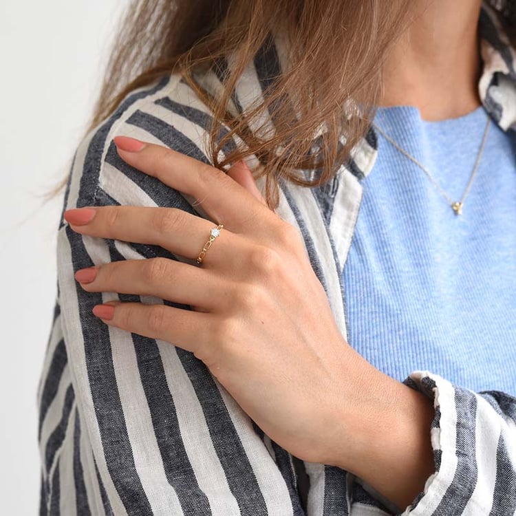 Unkonventioneller Diamantring Suzanne 84421