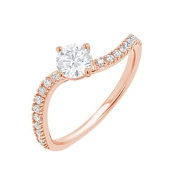 Verlobungsring mit rundem Moissaniten und Lab Grown Diamante in der Größe Ihrer Wahl Elise